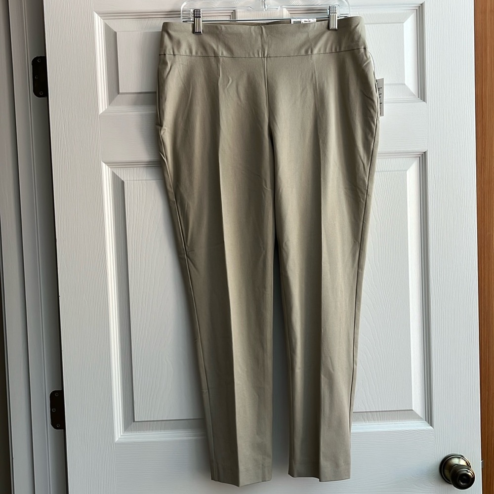 Crown & Ivy “Ashley” ladies dress pants. Khaki Size 12 inseam 28 NWT